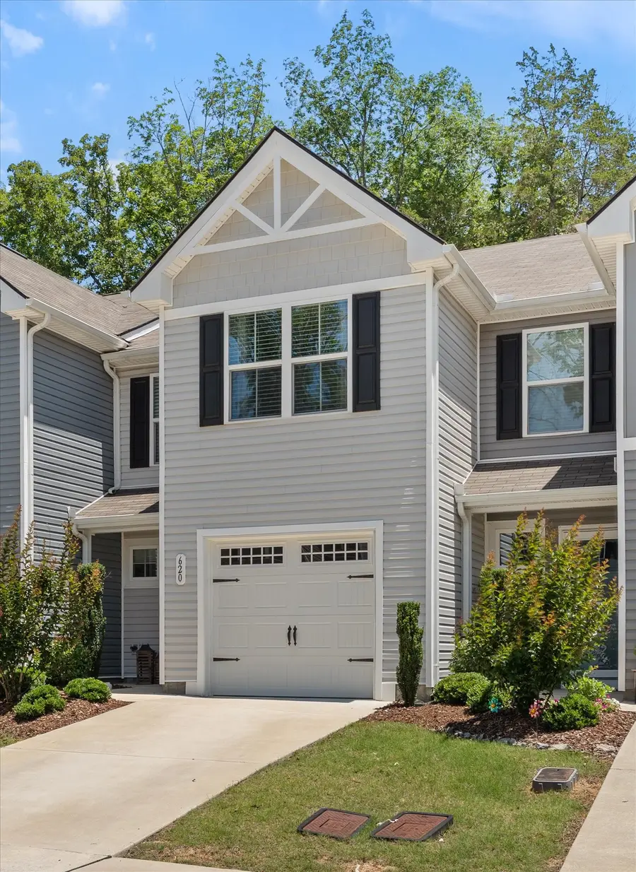 620 Woodall Ridge Dr, Lebanon, TN 37090 - #2