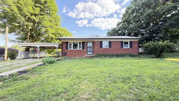 1260 Eaton Rd, Sparta, TN 38583