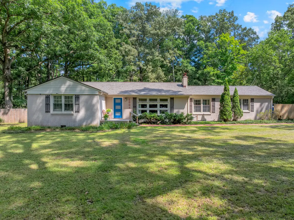 1004 Forrest Dr, Tullahoma, TN 37388 - #1