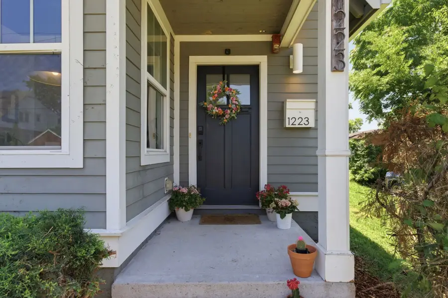 1223 Phillips St, Nashville, TN 37208 - #2