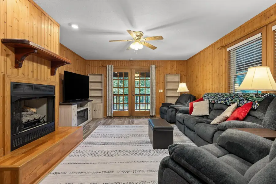 927 Casey Road, Trenton, GA 30752 - #2