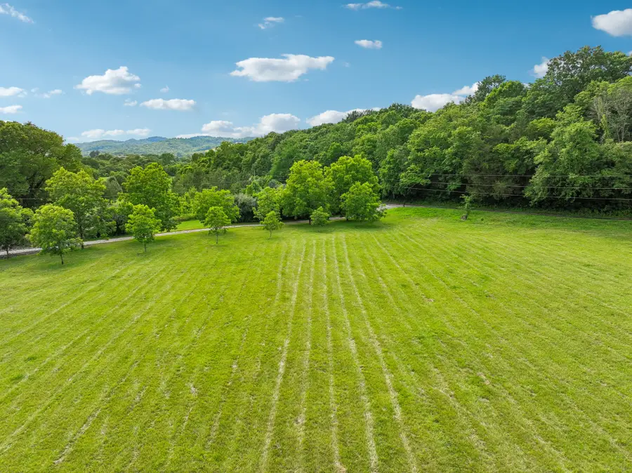 574 Hayes Ridge Rd, Lancaster, TN 38569 - #3