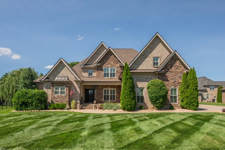 3126 Robinwood Dr, Murfreesboro, TN 37128 - #2