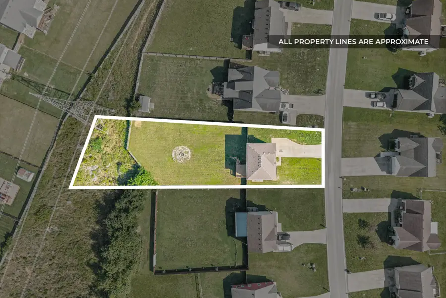 543 Tracy Ln, Clarksville, TN 37040 - #2