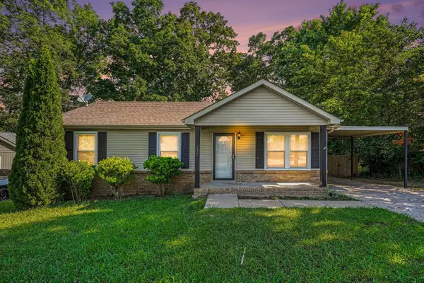 217 Bob White Dr, Clarksville, TN 37042
