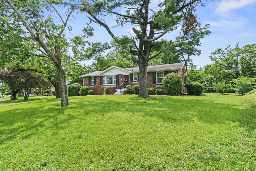 401 Glenpark Dr, Nashville, TN 37217 - #2