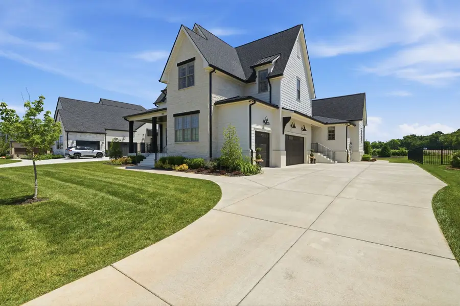 1733 Rigsby Ave, Murfreesboro, TN 37129 - #3