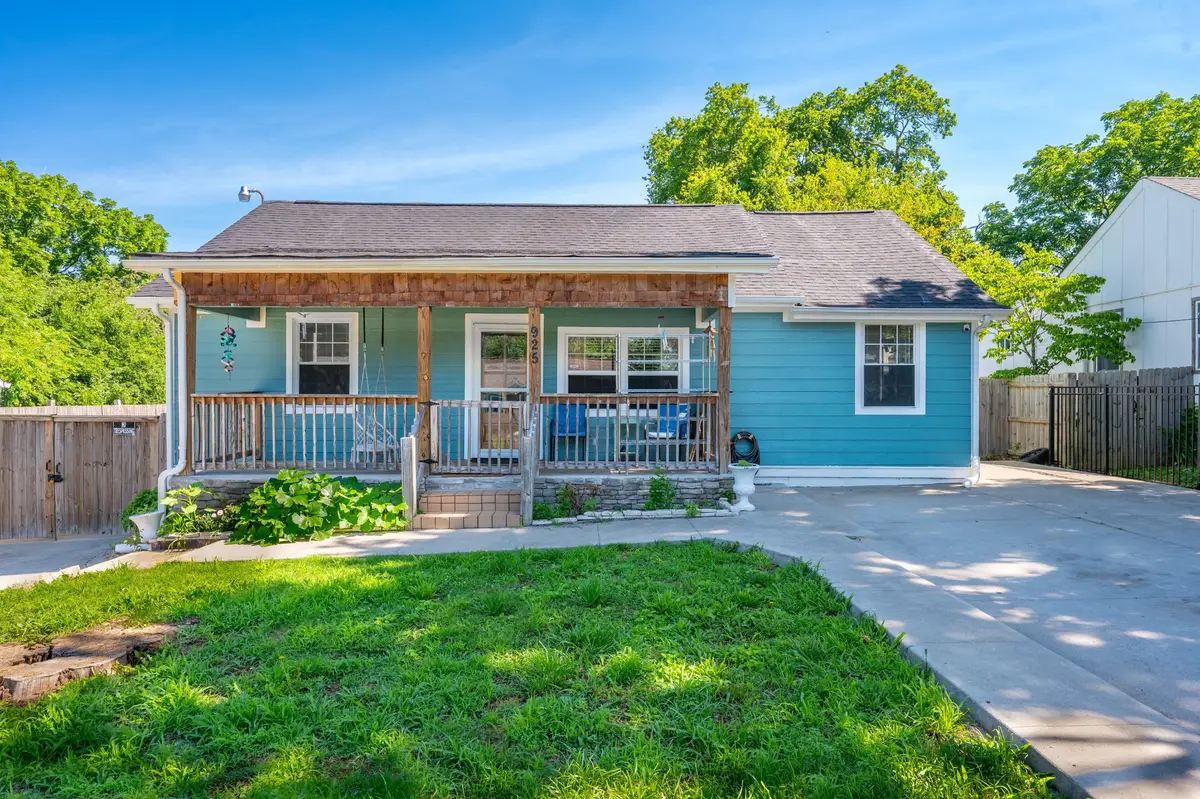 925 Chickasaw Ave, Nashville, TN 37207 - #1
