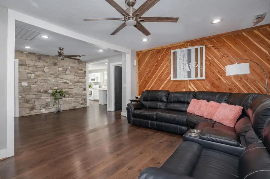 925 Chickasaw Ave, Nashville, TN 37207 - #2