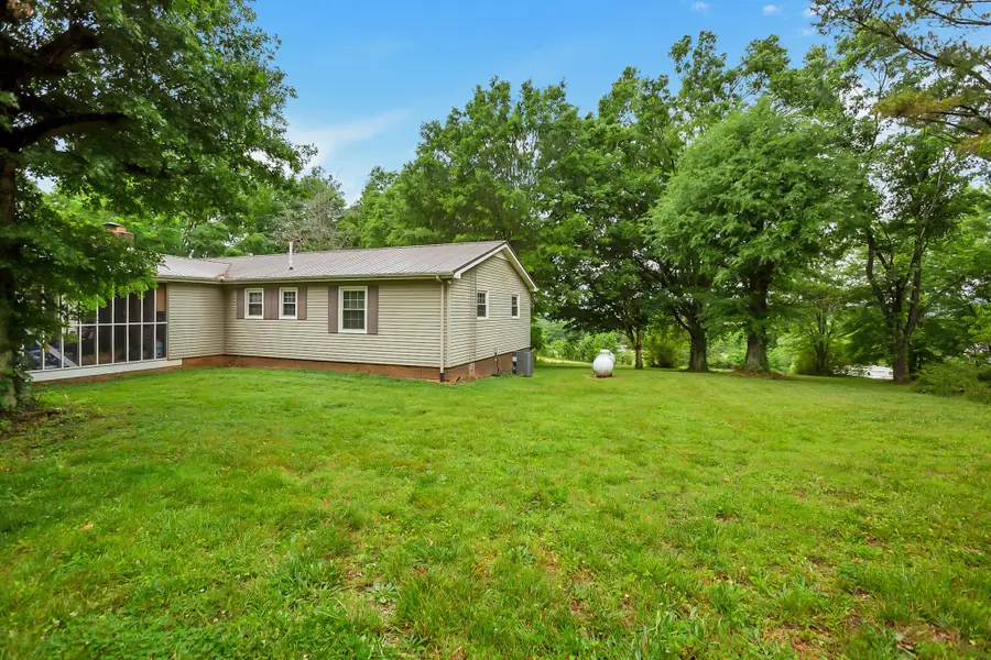 2226 Hwy 25 W, Cottontown, TN 37048 - #3