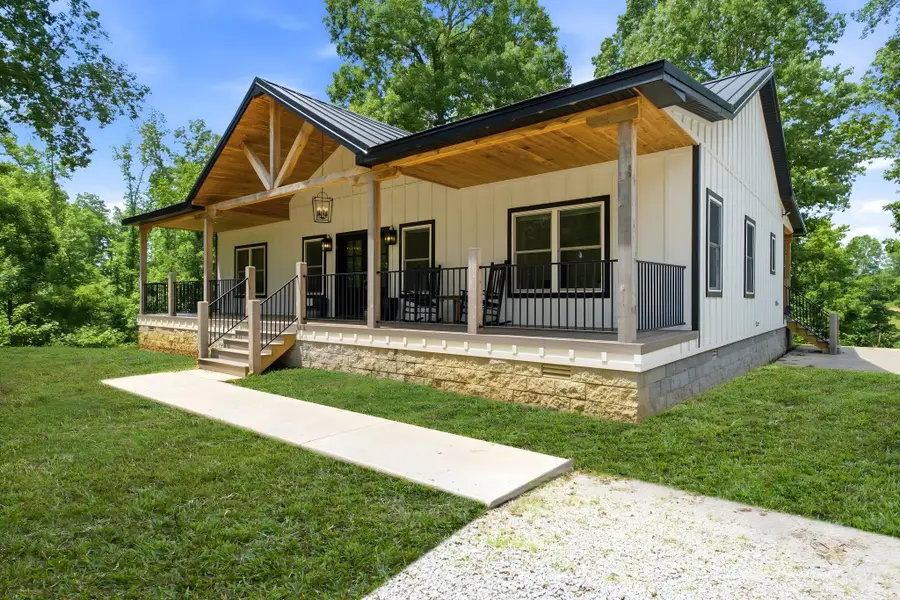 925 Sumac Rd, Pulaski, TN 38478 - #3
