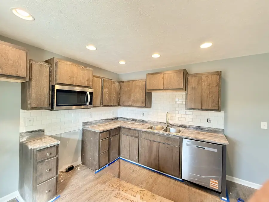 305 W Coffee St, Tullahoma, TN 37388 - #2