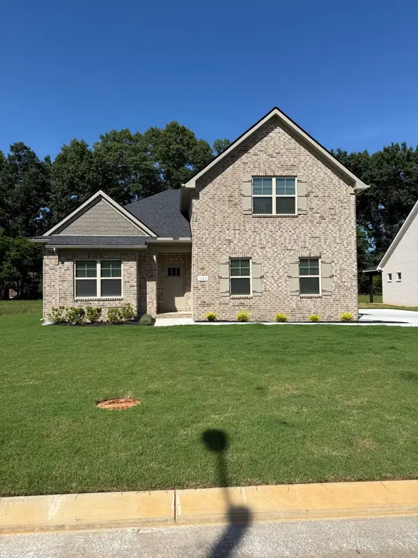 13 Sagewood Drive, Tullahoma, TN 37388
