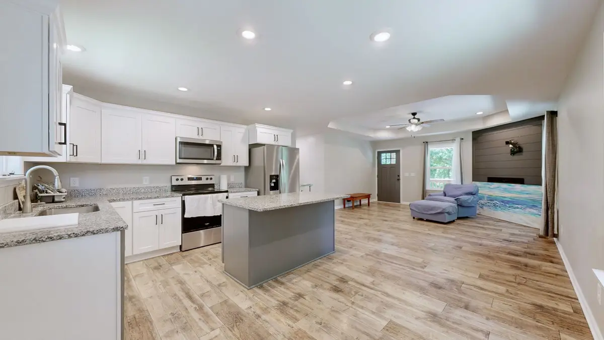 695 Hog Back Ridge Rd, Bethpage, TN 37022 - #1