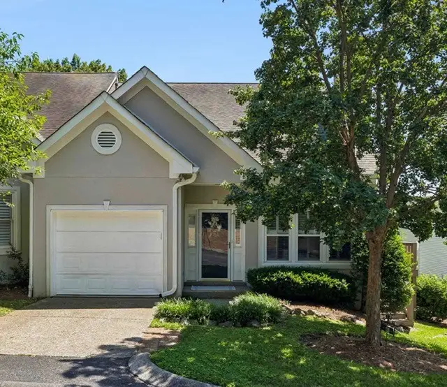 120 Hicks Rd, Nashville, TN 37221 - #1