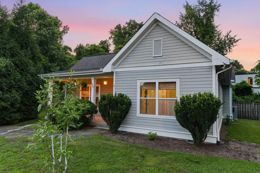 866 Beth Dr, Nashville, TN 37206 - #3