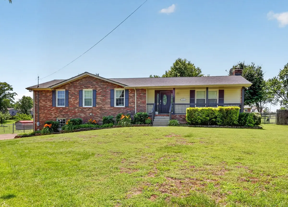 416 Wadebrook Dr, Gallatin, TN 37066 - #1