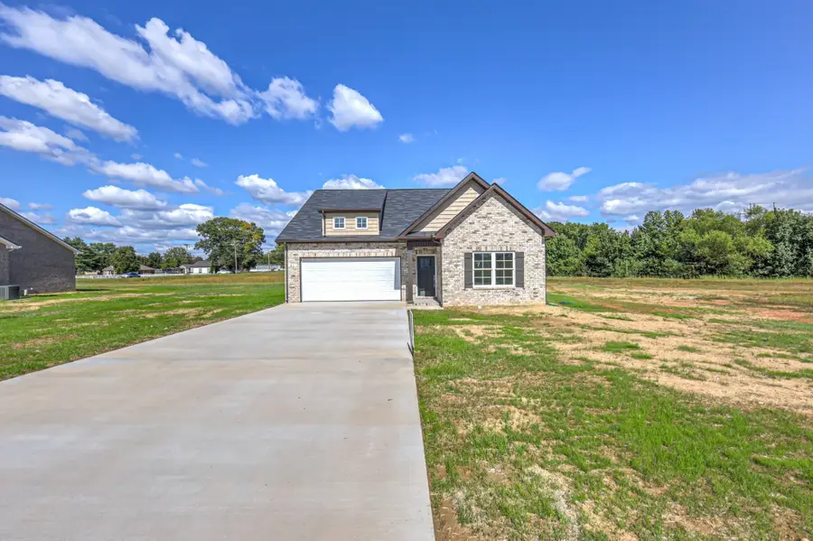 41 Bartow St, Decherd, TN 37324 - #3
