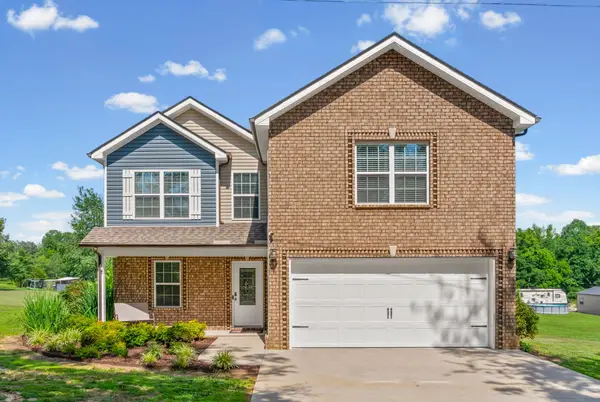 3701 Chapel Hill Rd, Clarksville, TN 37040