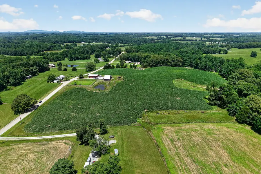 2531 Old Well Rd, Morrison, TN 37357 - #3