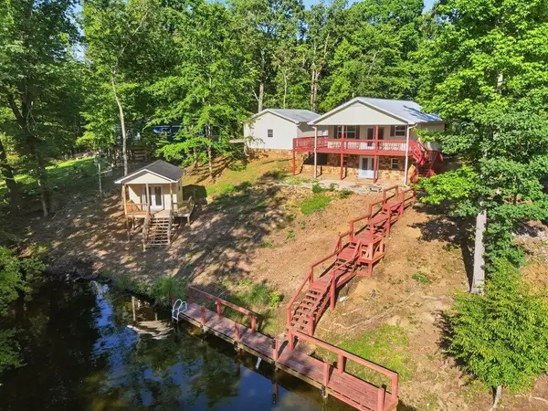 170 Lakeshore Drive, Spring City, TN 37381