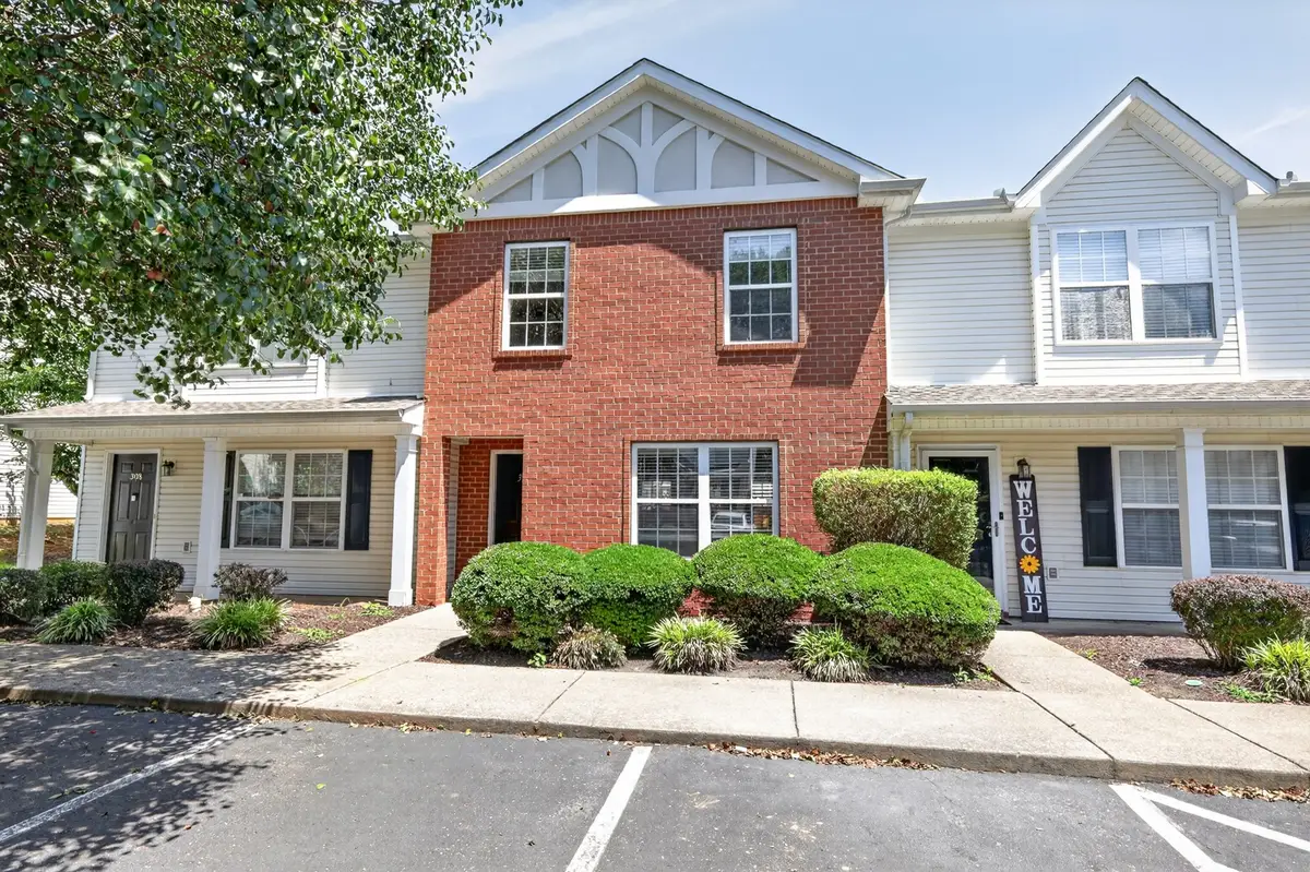 306 Shoshone Pl, Murfreesboro, TN 37128 - #1