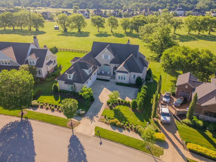 5206 Wildings Blvd, College Grove, TN 37046 - #2