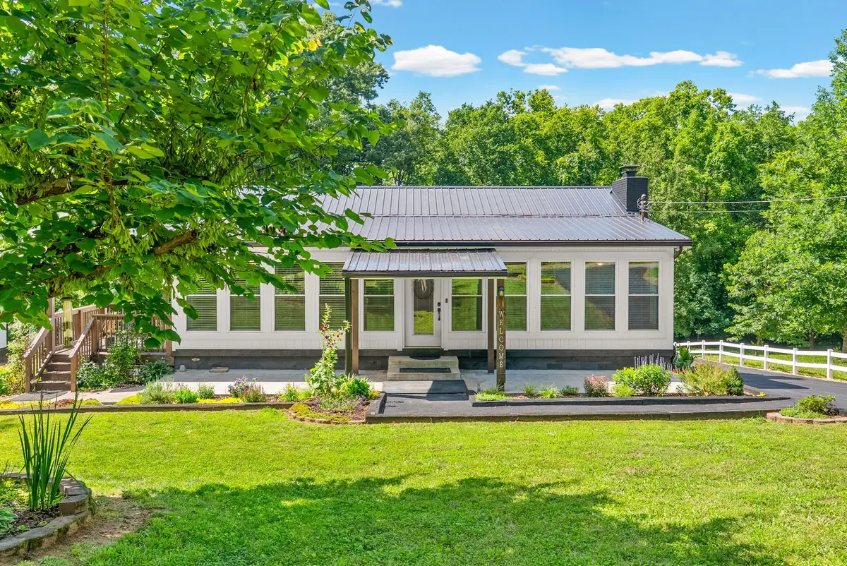 324 Bayview Drive, Bumpus Mills, TN 37028 - #1