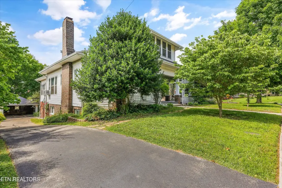 425 S Court St, Maryville, TN 37803 - #2