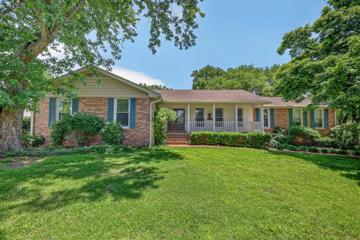 111 Countrywood Dr, Lebanon, TN 37087 - #1