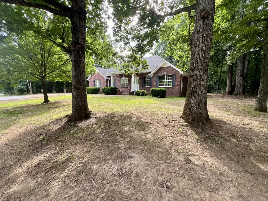 499 Scenic Hills Rd, Pulaski, TN 38478 - #2