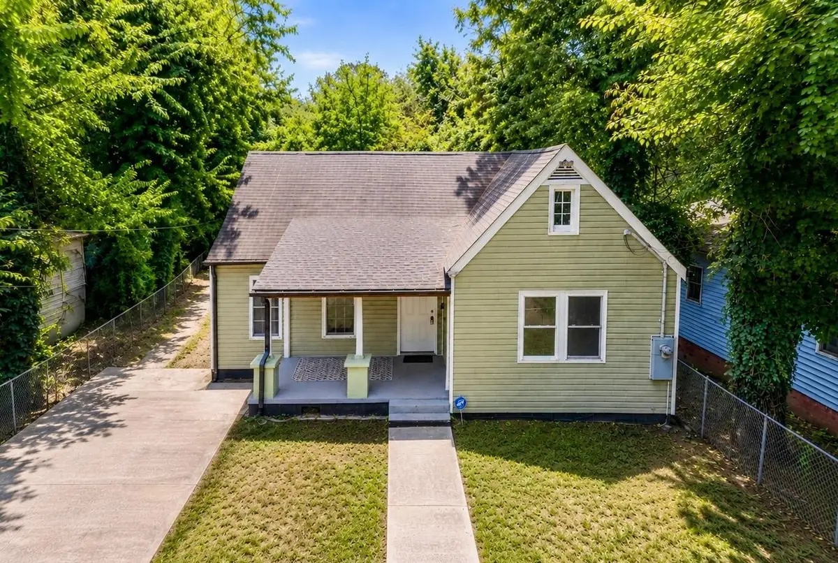 1704 Tunnel Boulevard, Chattanooga, TN 37406 - #1