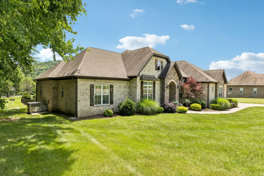3926 Amanda Beth Ct, Columbia, TN 38401 - #3