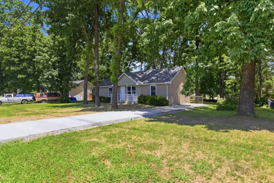 221 Bob White Dr, Clarksville, TN 37042 - #3