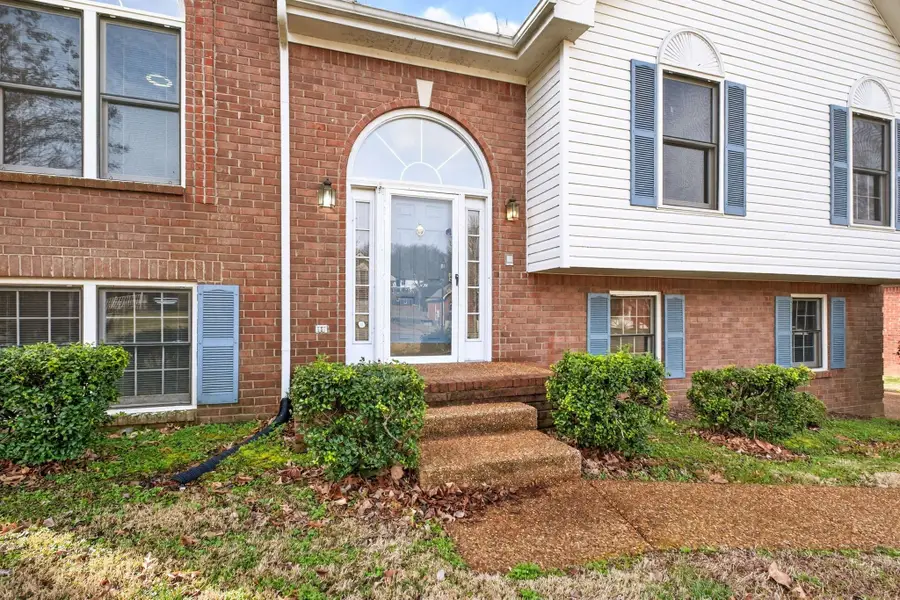3489 Harborwood Cir, Nashville, TN 37214 - #3