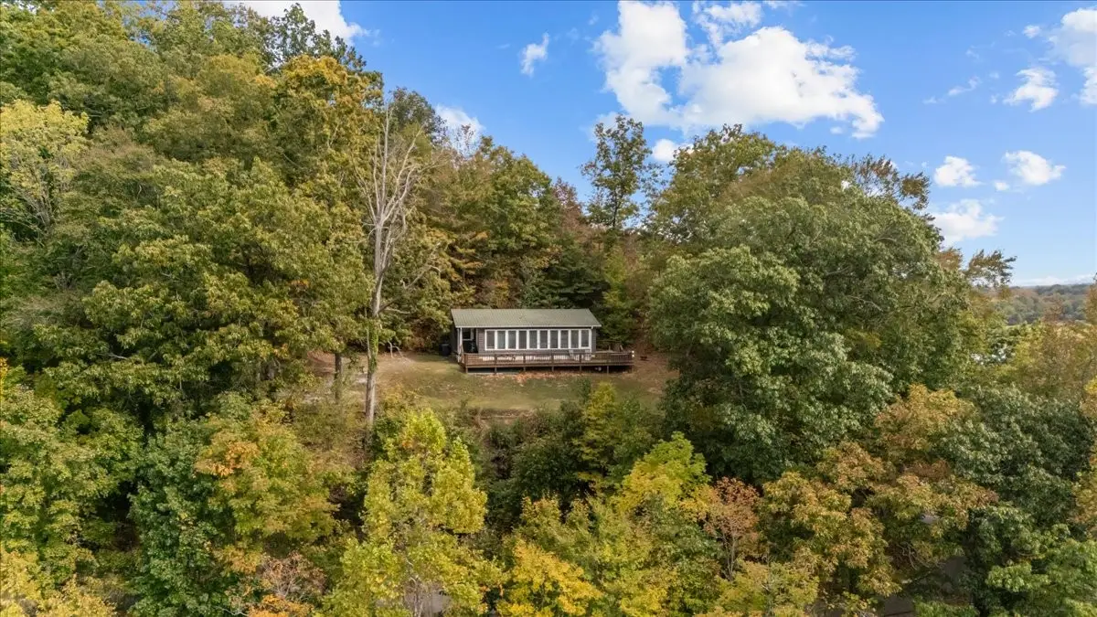 38 Lakeland Rd, Waverly, TN 37185 - #1
