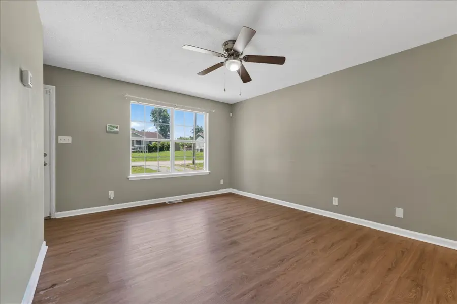 707 Anita Ct, Clarksville, TN 37042 - #2