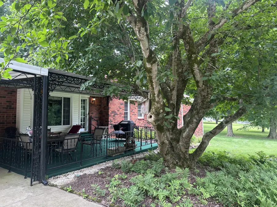 8390 Merrymount Dr, Nashville, TN 37221 - #2