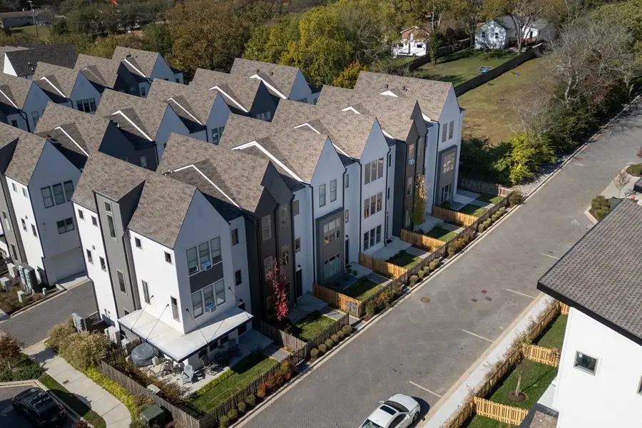 334 E Village Ln, Nashville, TN 37216 - #3