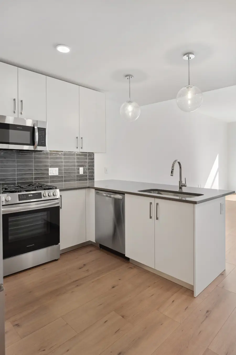 1212 Demonbreun St #A7 (P), Nashville, TN 37203 - #3