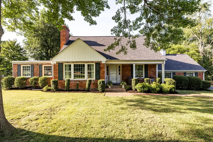1319 Kenwood Dr, Nashville, TN 37216 - #3