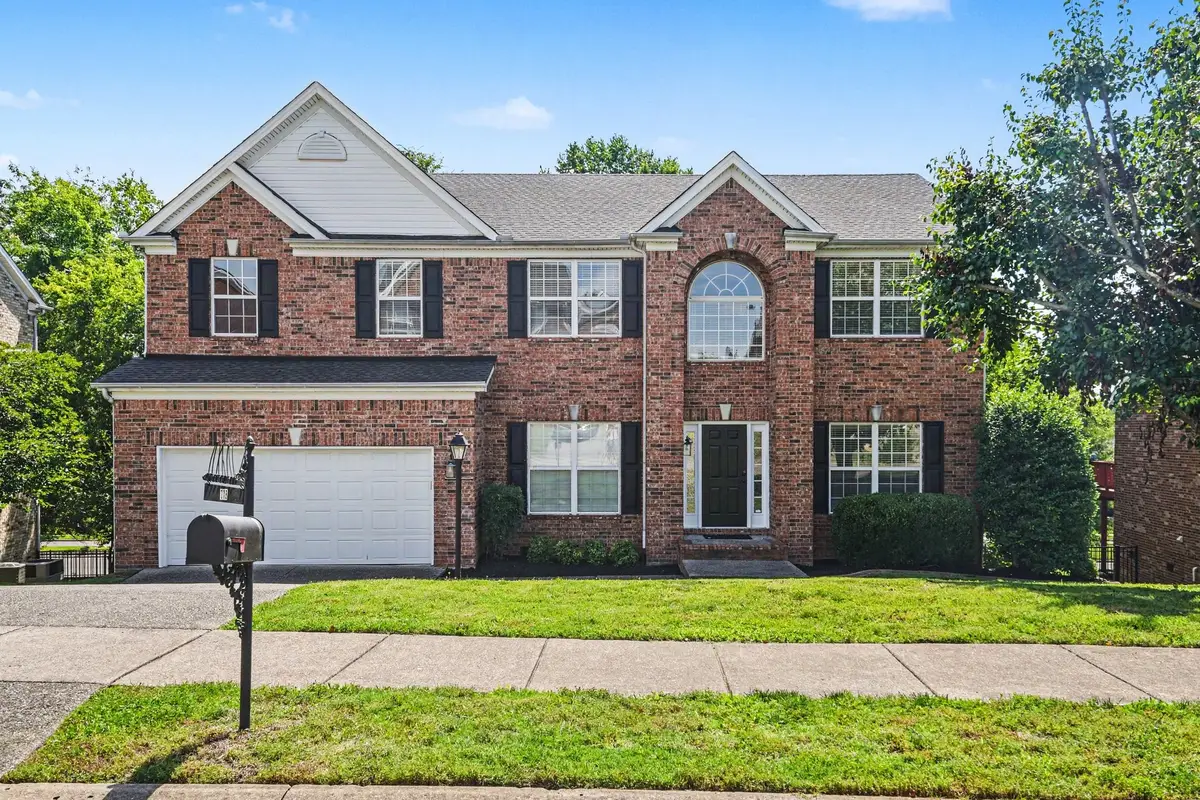 118 Cabin Branch Cir, Hendersonville, TN 37075 - #1