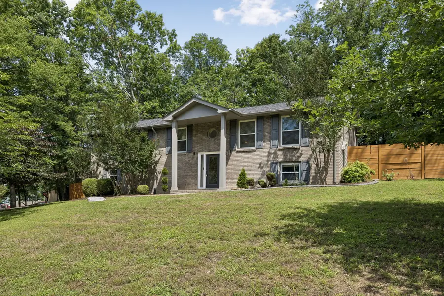 590 Weeping Elm Rd, Mount Juliet, TN 37122 - #2
