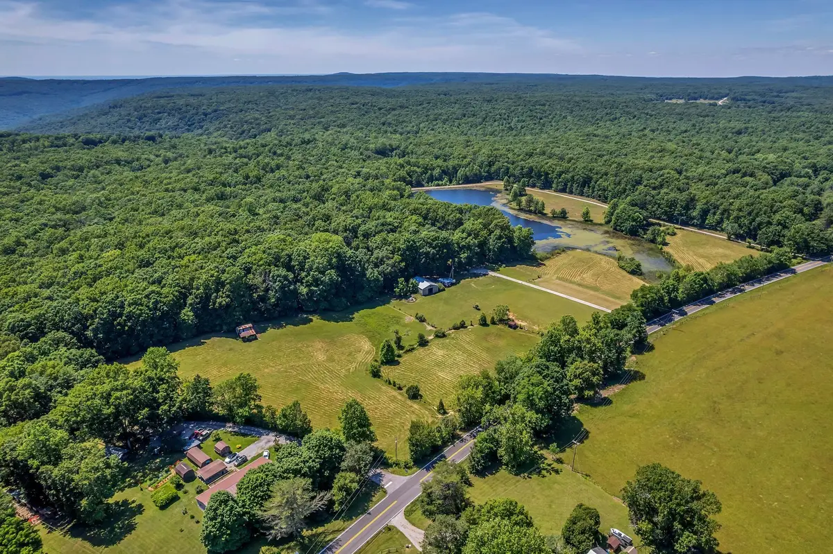 18753 S Pittsburg Mountain Rd, Sewanee, TN 37375 - #1