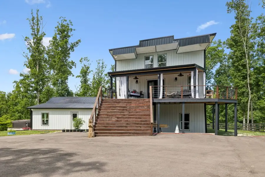 332 Southridge Rd, Hohenwald, TN 38462 - #3