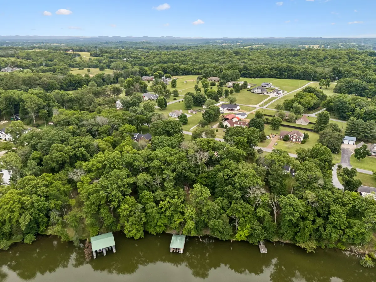 1171 S Wrights Ln, Gallatin, TN 37066 - #1