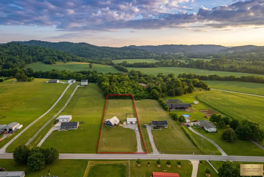 425 Hickman Rd, Liberty, TN 37095 - #2