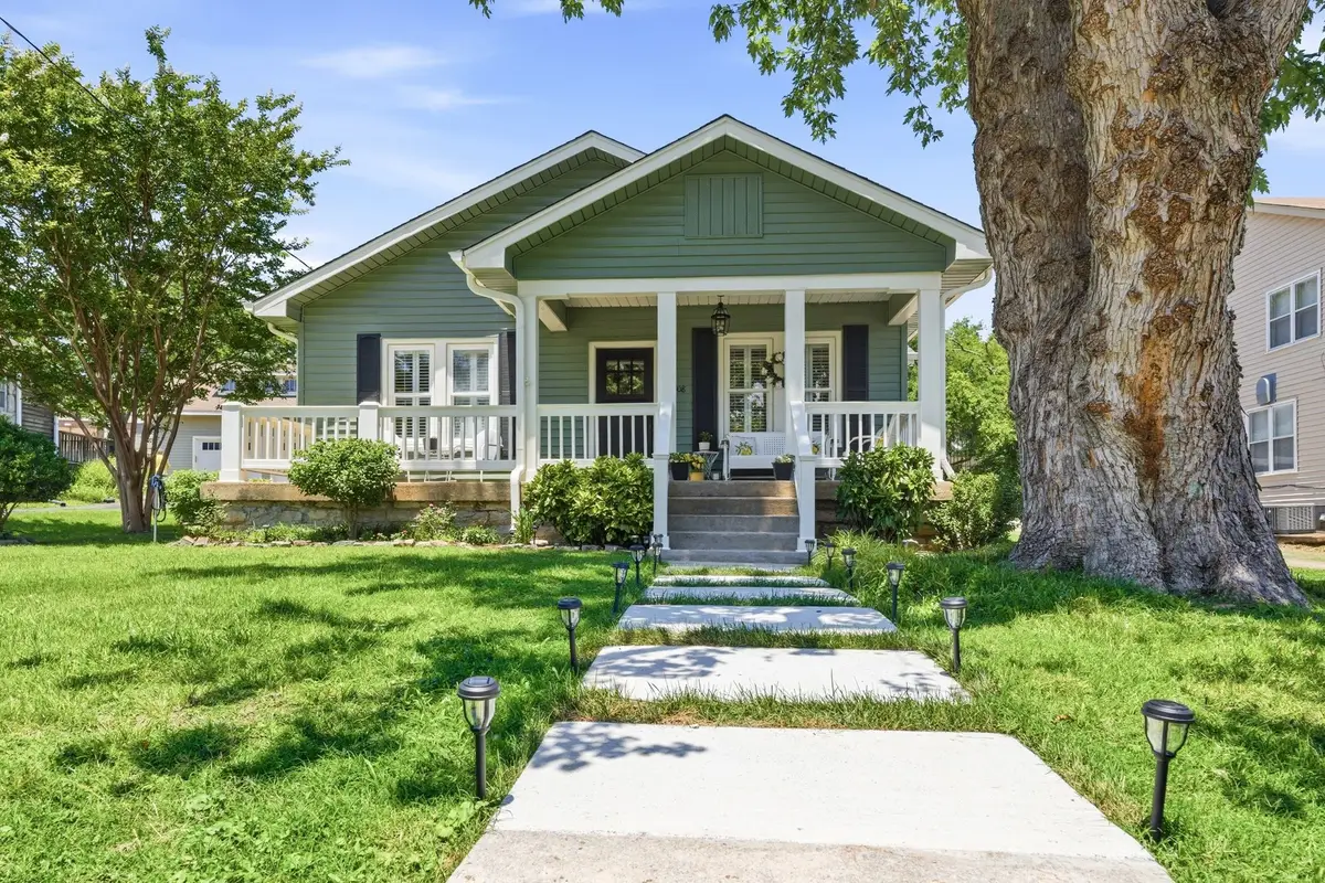 2908 Westmoreland Dr, Nashville, TN 37212 - #1