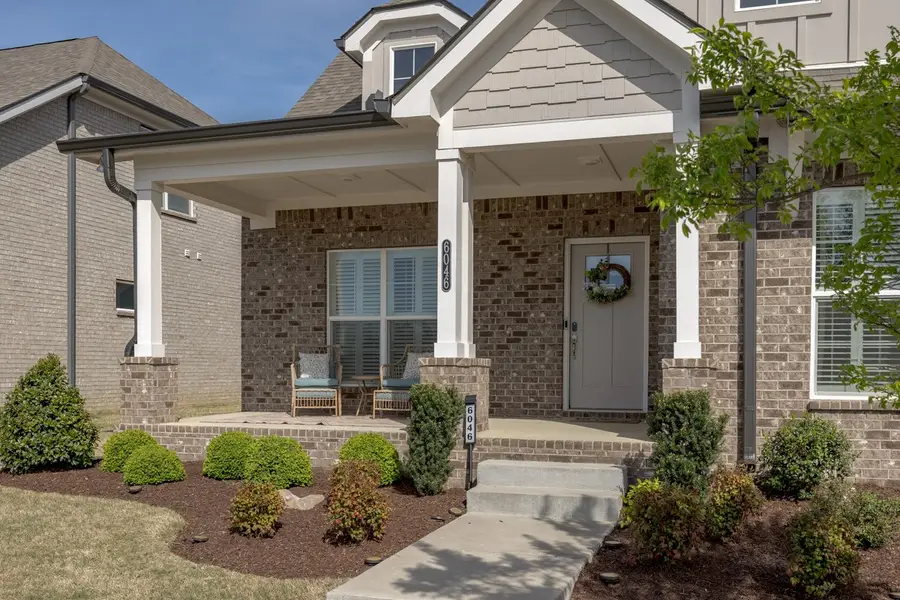 6046 Parkhaven Blvd, Hermitage, TN 37076 - #2
