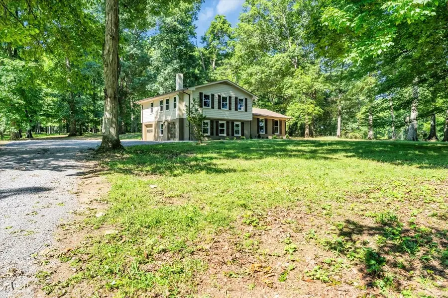 460 Hickory Hill Rd, Shelbyville, TN 37160 - #3